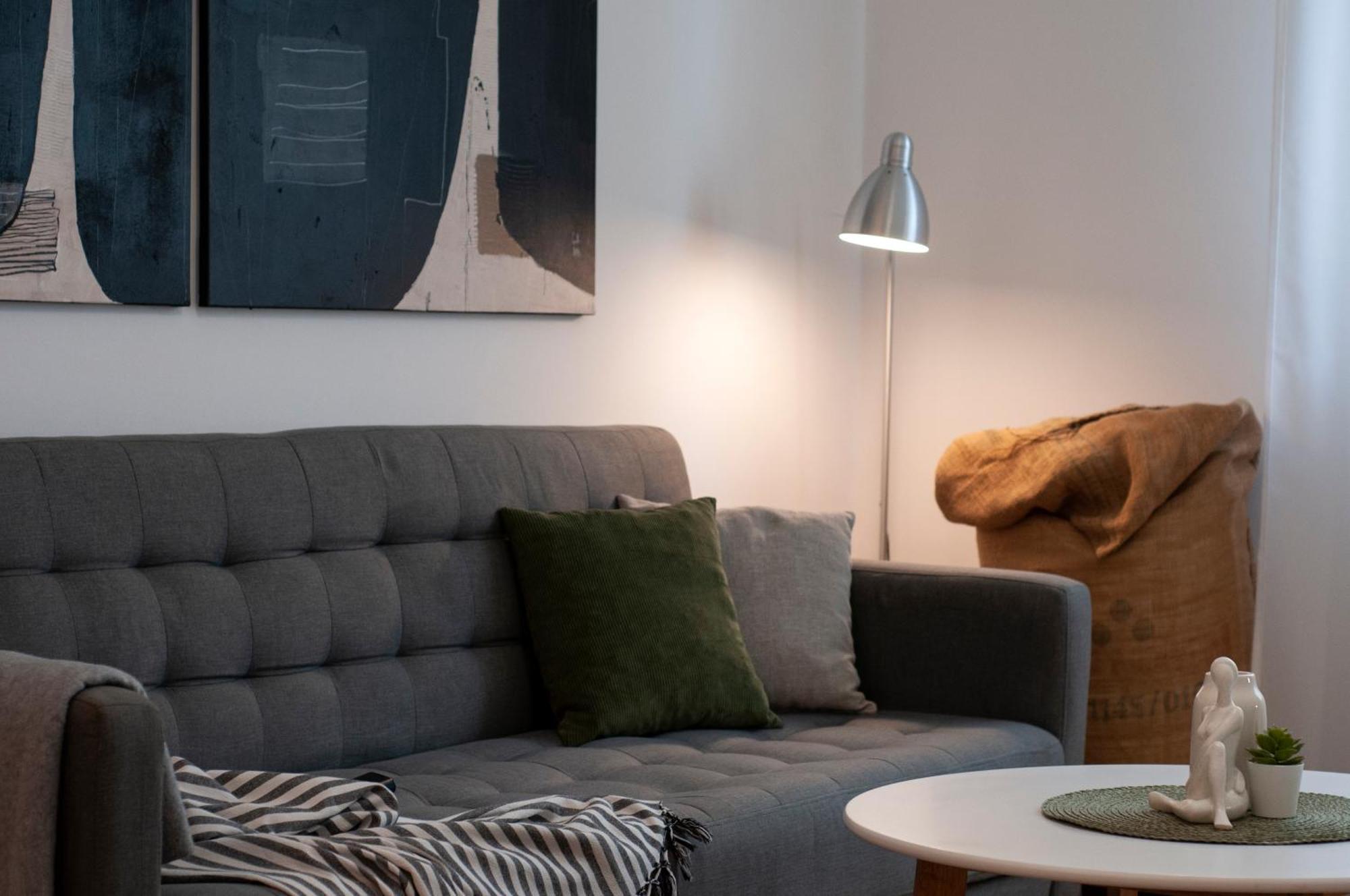 Apartment Centar White *